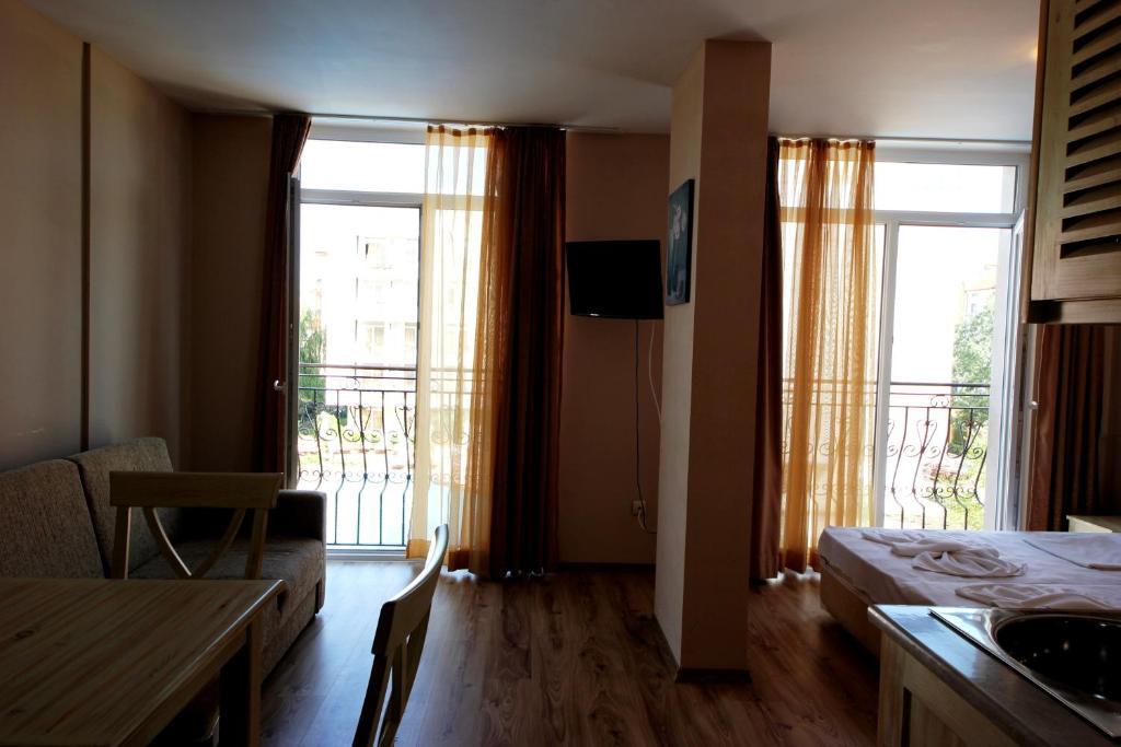 Menada Dawn Park Apartment Slântsjev Brjag Rom bilde